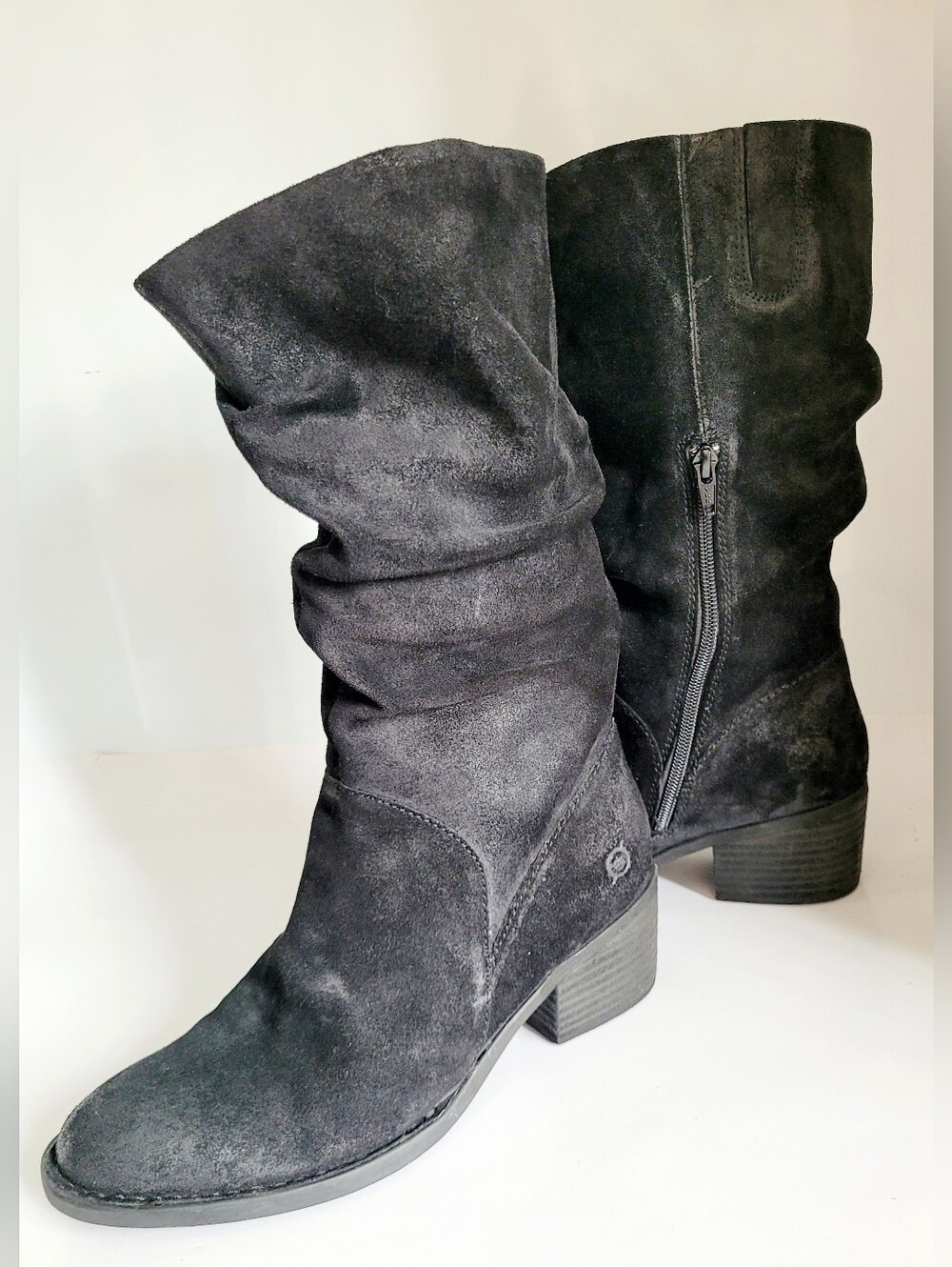 Born Distressed Black Suede Leather Slouchy Block Heel Boots US 7.5 - Picture 13 of 16